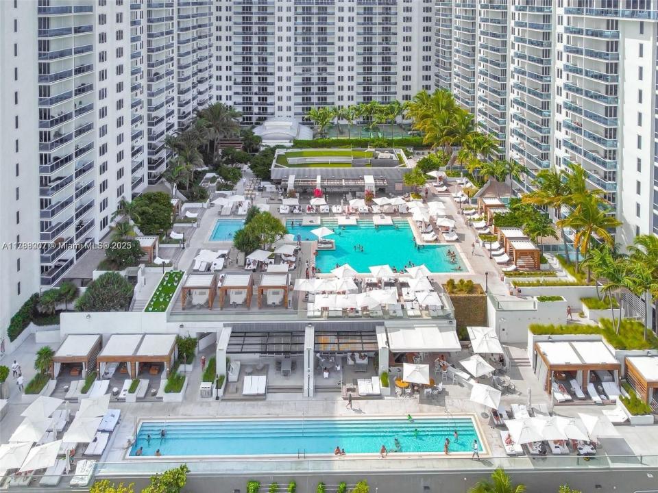 2301 Collins Ave 425, Miami Beach, Floride 33139, États-Unis