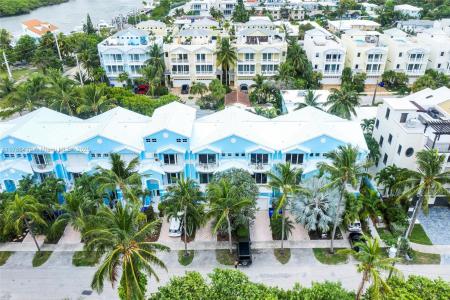 381 Franklin St, Hollywood, Florida 33019, USA