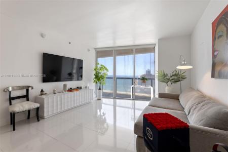 495 Brickell Ave 3509, Miami, Florida 33131, USA