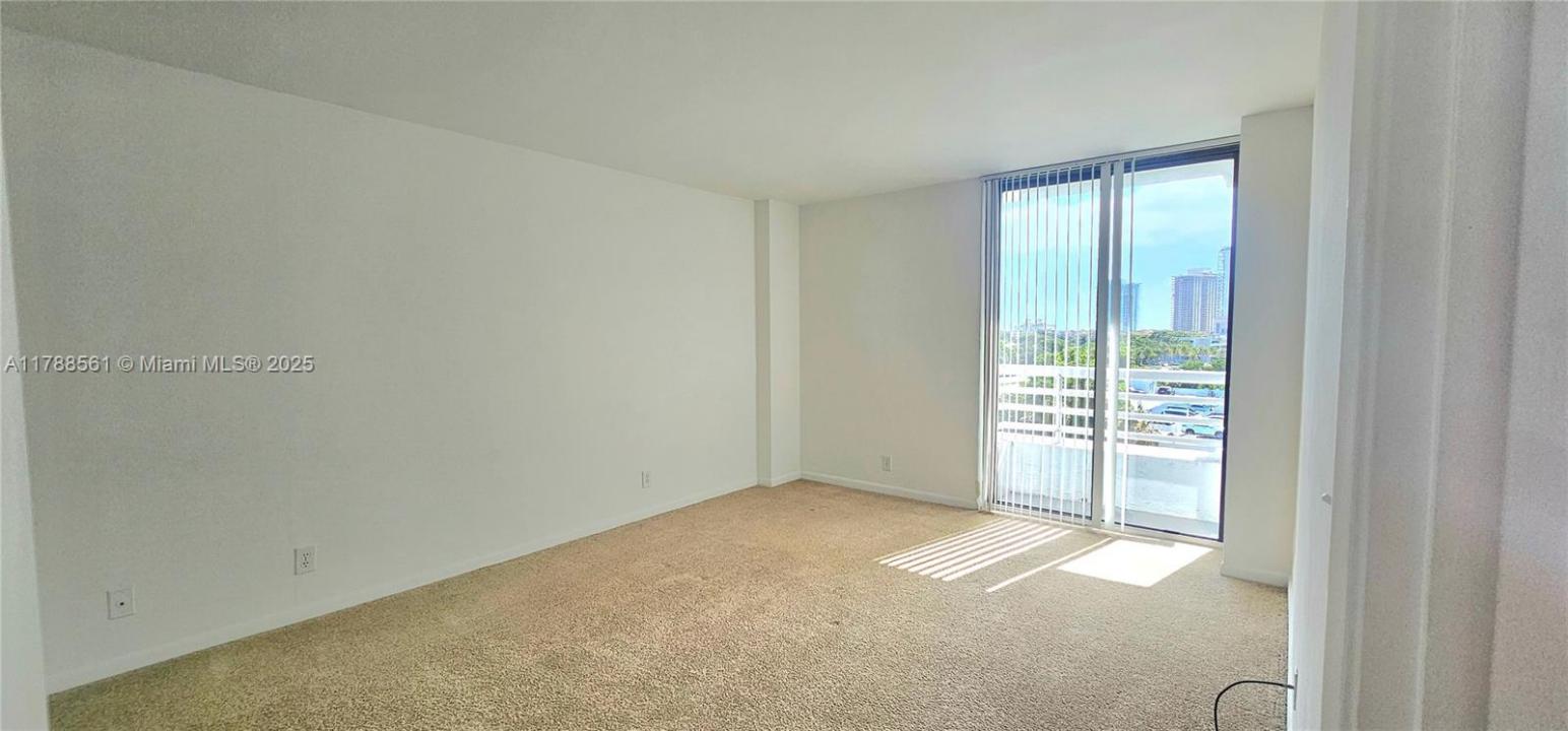 3300 NE 192nd St 809, Aventura, Florida 33180, Stati Uniti