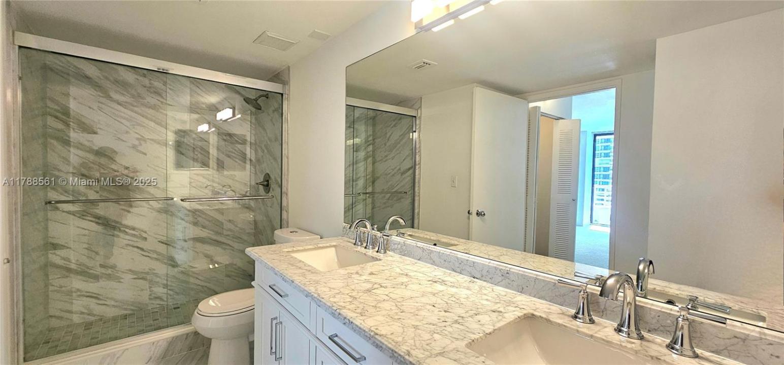 3300 NE 192nd St 809, Aventura, Florida 33180, Stati Uniti