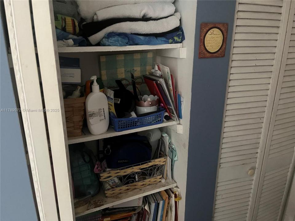 10851 SW 2nd St K304, Sweetwater, Florida 33174, Amerika Birleşik Devletleri