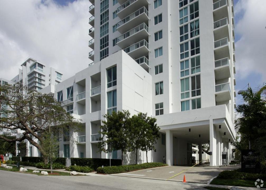 1861 NW S River Dr 1602, Miami, Флорида 33125, Соединенные Штаты