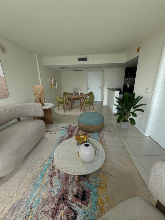 1861 NW S River Dr 1602, Miami, Флорида 33125, Соединенные Штаты