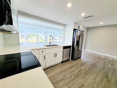 4230 NW 52nd Ave 4230, Lauderdale Lakes, Florida 33319, USA