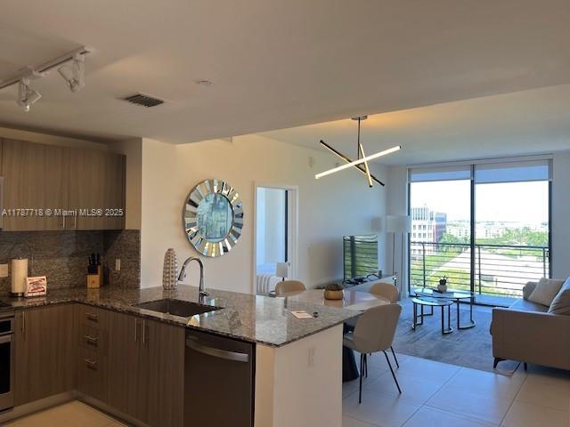 5350 NW 84th Ave 713, Doral, Florida 33166, HOA KỲ