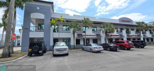 9200 Belvedere Road 101, Royal Palm Beach, Florida 33411