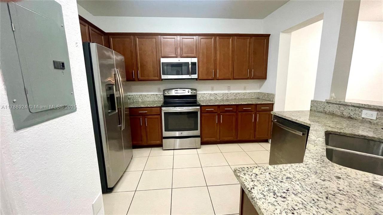 10620 NW 88th St 205, Doral, פלורידה 33178, ארצות הברית של אמריקה