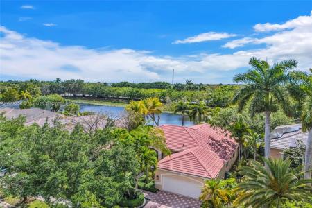 3739 Oak Ridge Cir, Weston, Florida 33331, USA