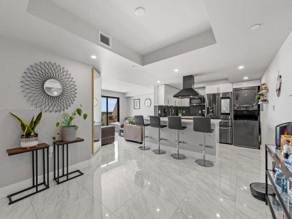 911 E Ponce De Leon Blvd 1601, Coral Gables, 佛羅里達州 33134, 美國