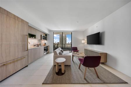 601 NE 1 Ave 2402, Miami, Florida 33132, USA