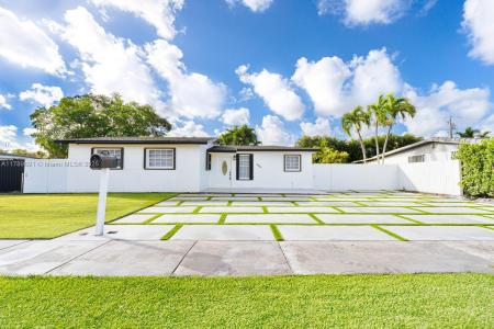 Hialeah, Florida 33015, USA