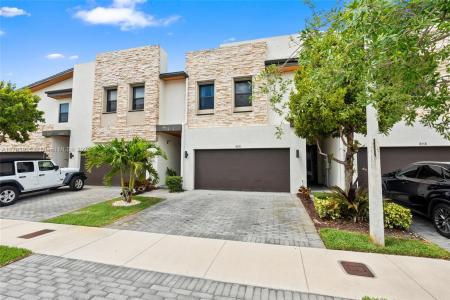 8110 NW 104th Ct, Doral, Florida 33178, USA