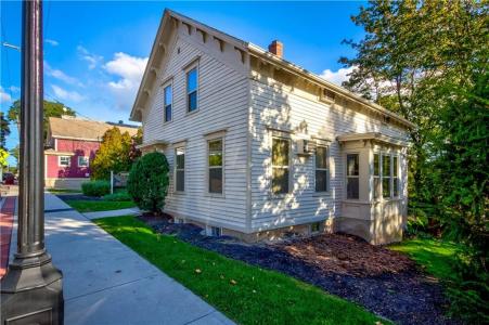 3214 Post Road, Warwick, RI 02886, USA
