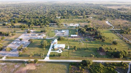 21810 NW 270th St, Okeechobee, Florida 34972, Estados Unidos
