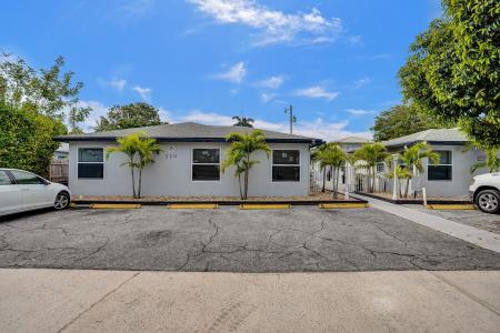 220 Walton Boulevard, West Palm Beach, פלורידה 33405, ארצות הברית של אמריקה