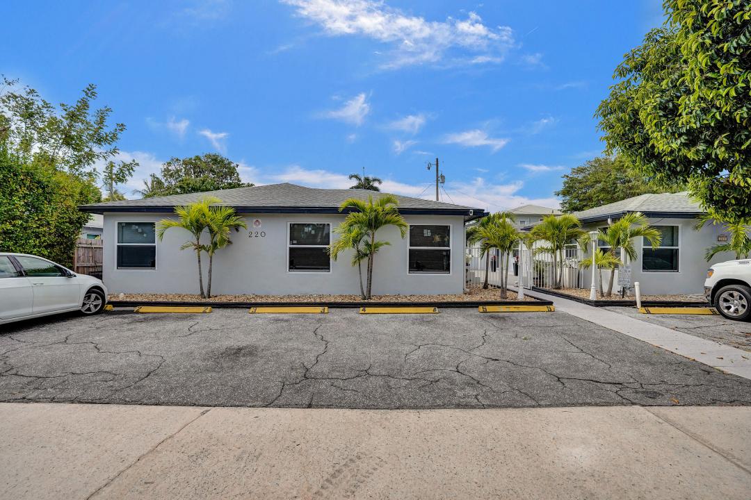 220 Walton Boulevard, West Palm Beach, פלורידה 33405, ארצות הברית של אמריקה 
