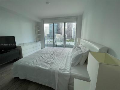 92 SW 3rd St 2302, Miami, Florida 33130, USA