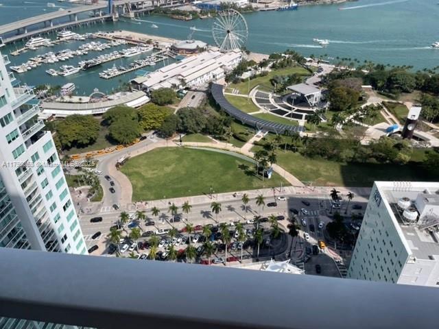 253 NE 2nd St 3807, Miami, Florida 33132, Stati Uniti