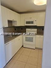 1505 Crescent Cir C31, Lake Park, Florida 33403, USA