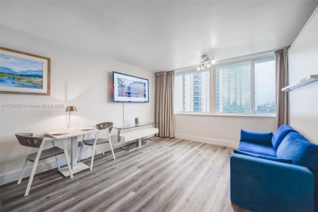 19201 Collins Ave 842, Sunny Isles Beach, 佛罗里达州 33160, 美国