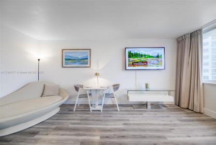 19201 Collins Ave 842, Sunny Isles Beach, Florida 33160, USA