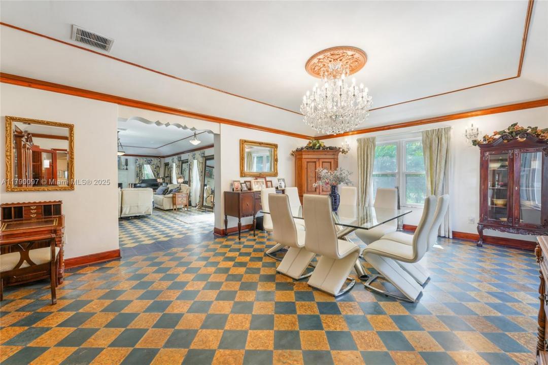 339 NE 96th St, Miami Shores, Florida 33138