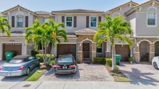9346 SW 221st St, Cutler Bay, Florida 33190, USA