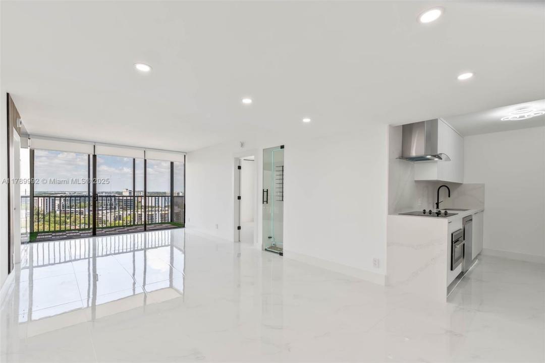 20335 W Country Club Dr 1902, Aventura, Floride 33180, États-Unis