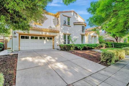 S Sonrisa Street, Mountain House, California 95391