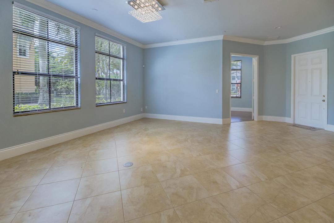 3110 NW 125th Way, Sunrise, Flórida 33323, Estados Unidos