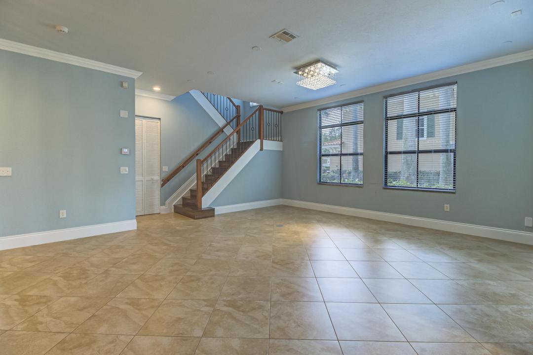 3110 NW 125th Way, Sunrise, Flórida 33323, Estados Unidos