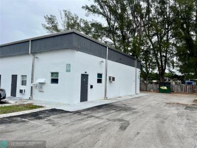 5098 NW 37 Avenue A, Tamarac, Florida 33309