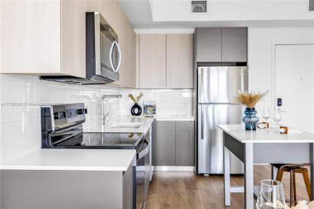 3801 N Dixie Hwy 317, Oakland Park, Florida 33334, USA