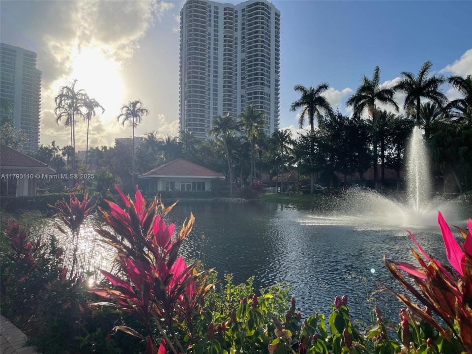 19101 NE 36th Ct 1110, Aventura, Florida 33180, Stati Uniti