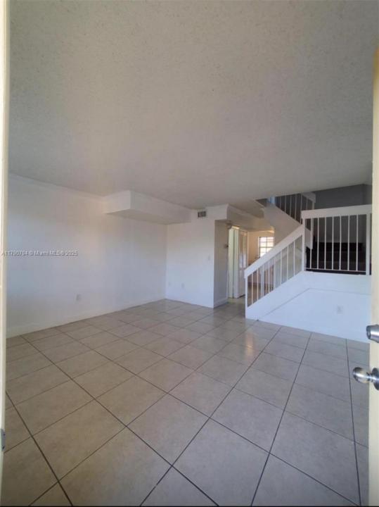 7510 SW 152nd Ave C204, Miami, Florida 33193, Estados Unidos