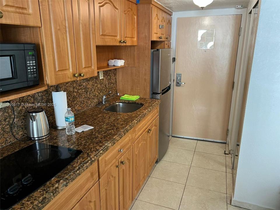 19201 Collins Ave 1025, Sunny Isles Beach, Floride 33160, États-Unis
