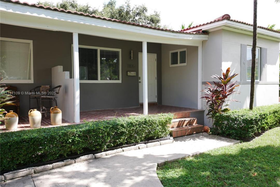 11105 NE 9th Ave, Biscayne Park, Florida 33161, HOA KỲ
