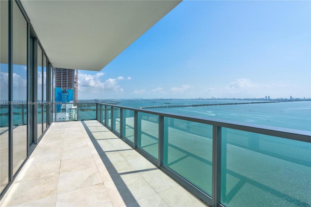 788 NE 23 St 3102, Miami, Florida 33137, Estados Unidos