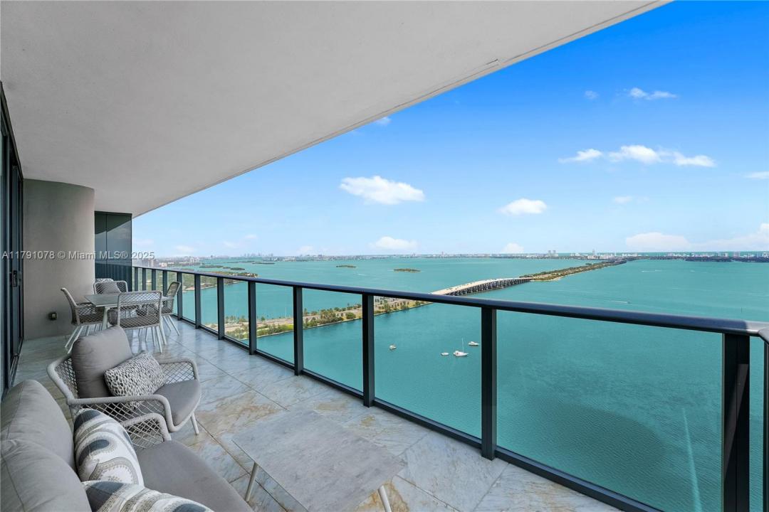 3131 NE 7th Ave 3601, Miami, Флорида 33137, Соединенные Штаты