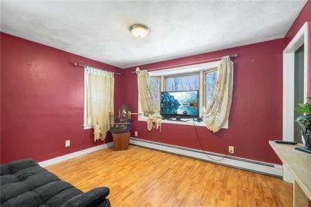 389 Douglas Pike, North Smithfield, Rhode Island 02896, HOA KỲ