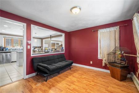 389 Douglas Pike, North Smithfield, Rhode Island 02896, HOA KỲ