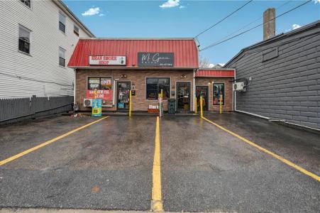 732 Dexter Street, Central Falls, RI 02863, USA