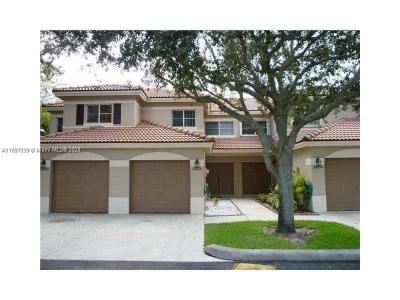 2405 NW 97th Ter, Pembroke Pines, Florida 33024, USA