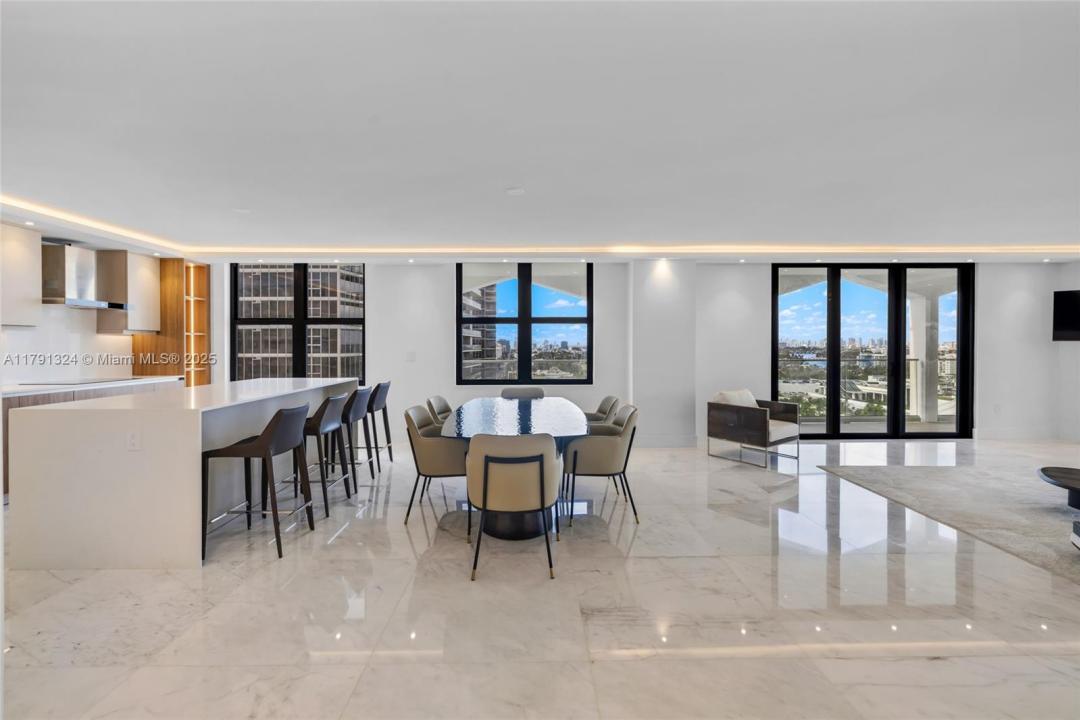 9801 Collins Ave 17R, Bal Harbour, פלורידה 33154, ארצות הברית של אמריקה