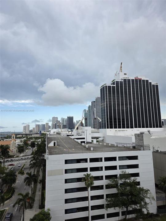 1750 N Bayshore Dr 1120, Miami, Florida 33132