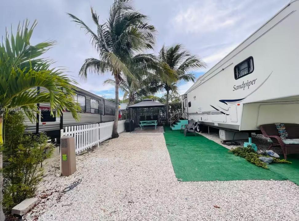 325 Calusa St #5, Key Largo, Florida 33037, Amerika Birleşik Devletleri