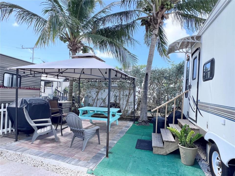 325 Calusa St #5, Key Largo, Florida 33037, Amerika Birleşik Devletleri