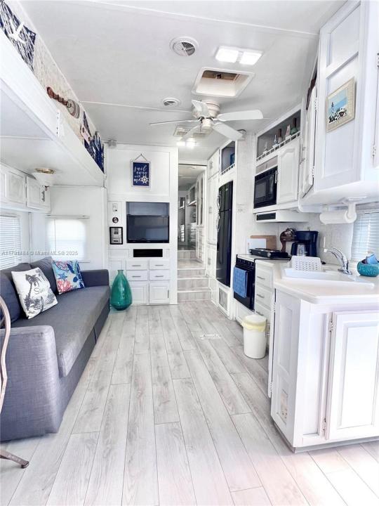 325 Calusa St #5, Key Largo, Florida 33037, Amerika Birleşik Devletleri