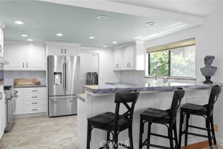 Maple Avenue, Morro Bay, California 93442